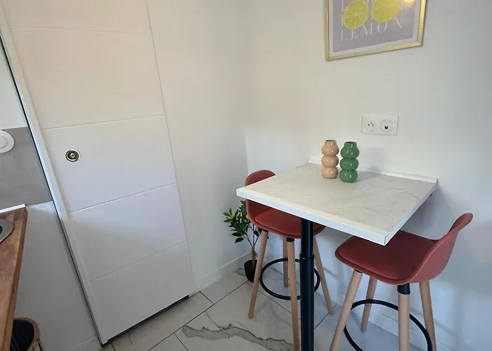 Proche Gare, Centre *